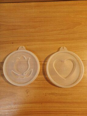Vintage Tupperware Holiday Jello Mold Lids Set Of 2
